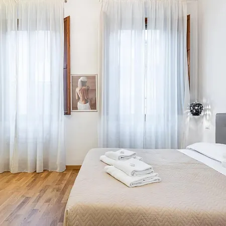 Lejlighed Bela Firenze